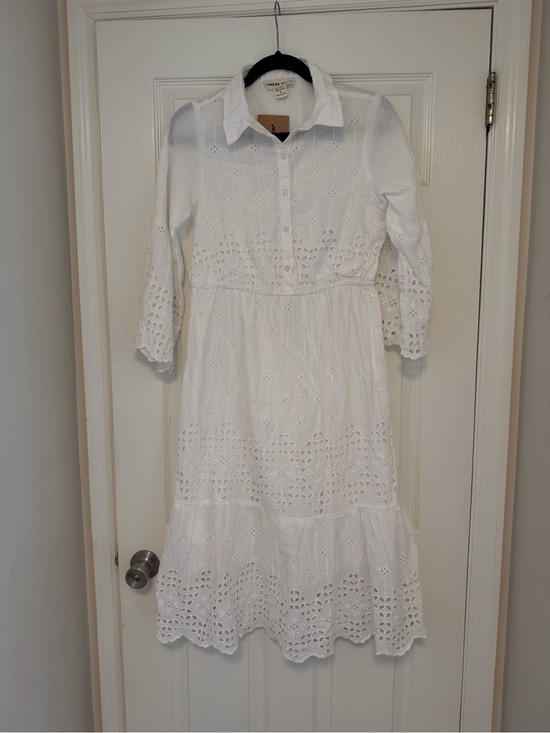 None Dresses & Skirts - Women’s White Eyelet Midi Shirt Dress with Collar